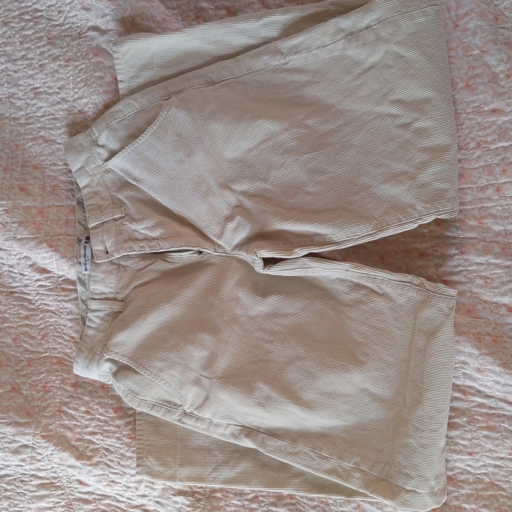 Off white wide leg corduroy panrs